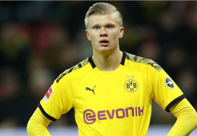 詹姆斯复出前八村塁场均近16分，那之后场均降到9.7分（詹姆斯复出后，八村塁场均由近16分降至9.7分）