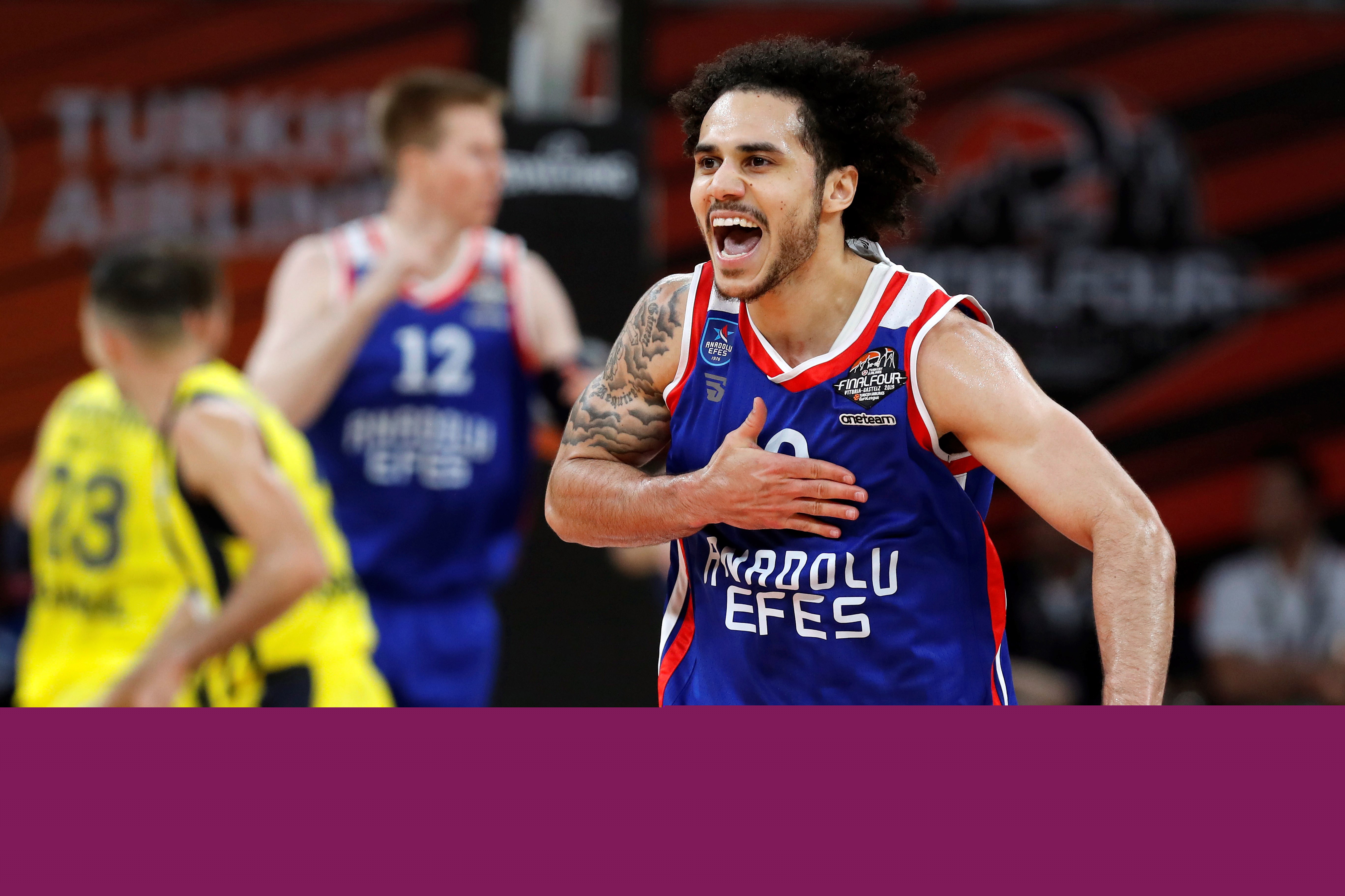 欧冠淘汰赛前瞻：曼联对阵巴黎,（欧冠淘汰赛焦点战：曼联迎战巴黎圣日耳曼）