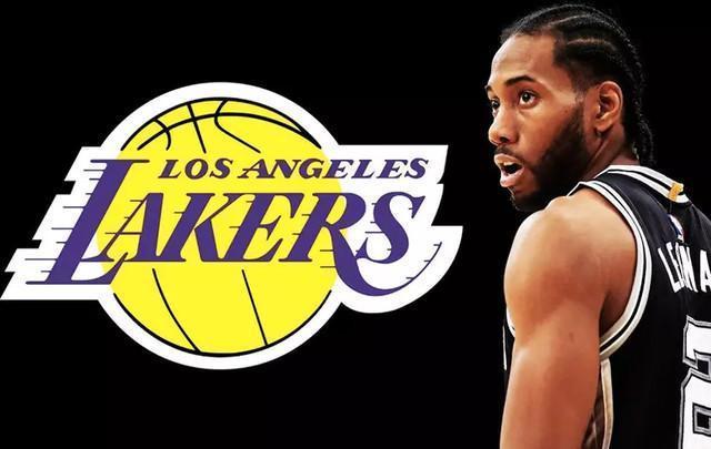 李新翔：武磊是我的榜样，能和自己的偶像一起踢球感觉很奇妙（李新翔：以武磊为榜样，与偶像并肩作战倍感奇妙）