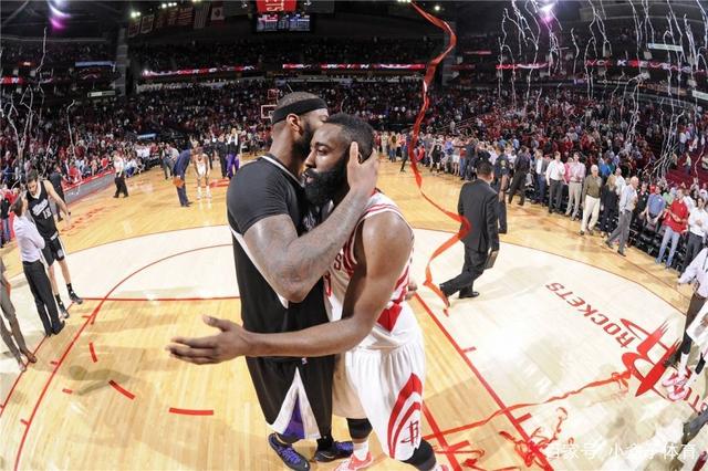 西班牙和乌拉圭迎来世界杯第三次交手，此前两次均战成平局（西班牙与乌拉圭世界杯第三次相逢，前两战皆打平）