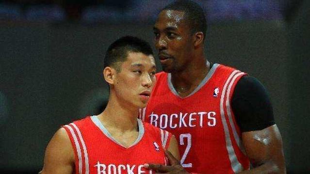 不惧约基奇！浓眉两战掘金均轰下30+，带队双杀对手（硬刚约基奇！浓眉两战掘金均砍30+，率队完成双杀）