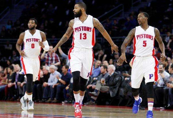 辽宁男篮宏远再度上演巅峰对决（辽宁男篮与宏远再度上演巅峰之战）